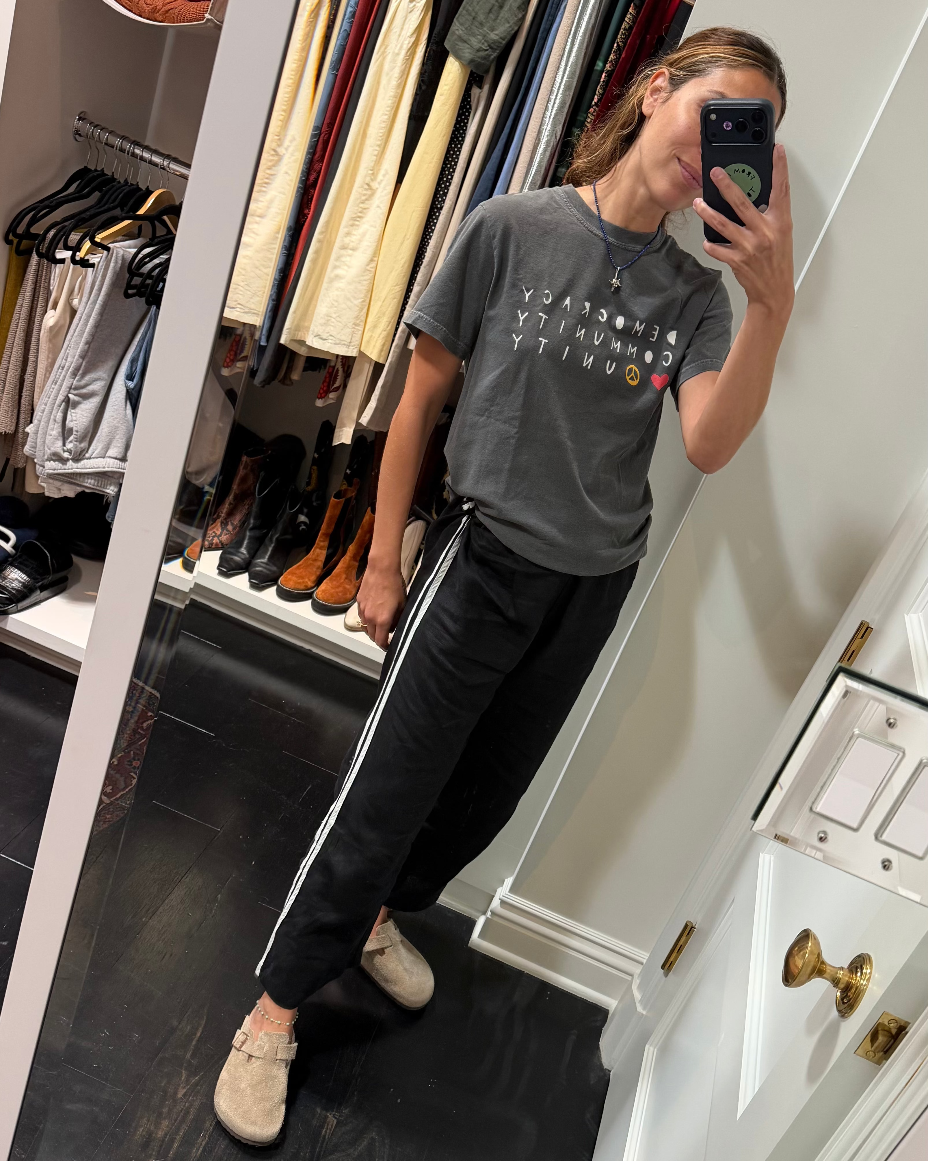 DEMOCRACY COMMUNITY UNITY cotton tee
